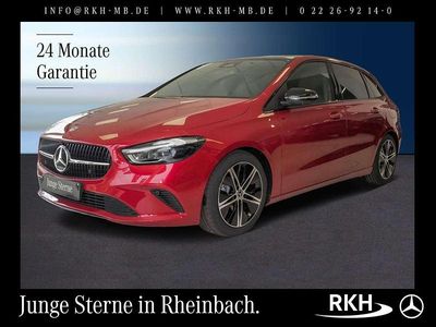 Gebraucht Mercedes B200 Progressive 163 PS (119 kW) 2026 Rot Van / Kleinbus