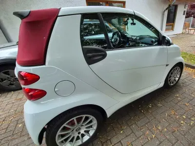 Gebraucht Smart ForTwo Cabrio 71 PS (52 kW) 2011 Weiß Cabrio