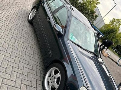 Mercedes C220