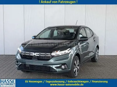 Używany Dacia Logan Expression 90 KM (66 kW) 2024 Zielony Sedan/Limuzyna
