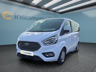 Second-hand Ford Tourneo 170 CP (125 kW) 2023 Alb Monovolum