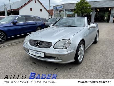 Gebraucht Mercedes SLK230 197 PS (144 kW) 2002 Silber Cabrio