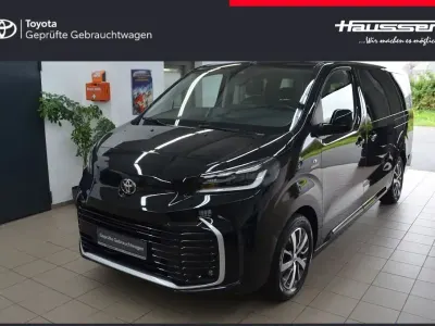 Gebraucht Toyota Proace Verso Team 177 PS (130 kW) 2024 Schwarz Kombi