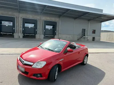 Gebraucht Opel Tigra 128 PS (94 kW) 2005 Rot Cabrio