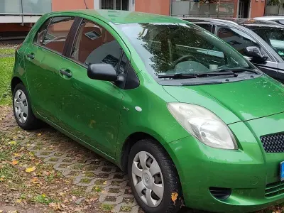Gebraucht Toyota Yaris 90 PS (66 kW) 2009 Grün Kleinwagen