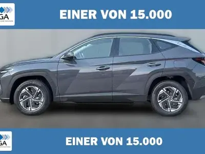 Neu Hyundai Tucson Style 150 PS (110 kW) 2026 Grau metallic SUV
