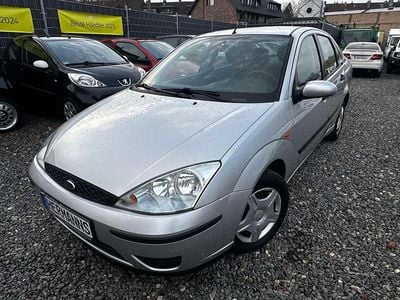 Gebraucht Ford Focus Trend 101 PS (74 kW) 2003 Grau Limousine