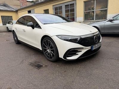 Weiß Gebraucht 2021 Mercedes EQS450+ AMG line Limousine | 50.700 € (Teuer)