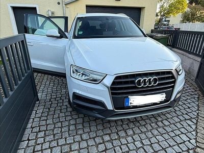 Używany Audi Q3 Design 150 KM (110 kW) 2017 Biały SUV