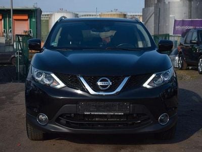 Gebraucht Nissan Qashqai Tekna 131 PS (96 kW) 2016 Schwarz SUV