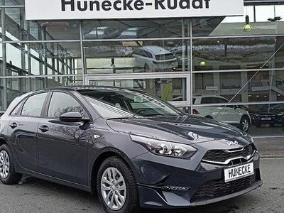 Neu Kia Ceed Best 140 PS (102 kW) 2025 Grau Kleinwagen