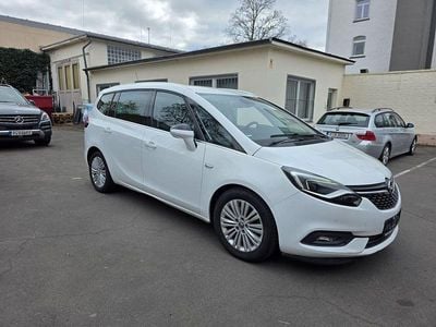 Gebraucht Opel Zafira Edition 131 PS (96 kW) 2017 Weiß Van / Kleinbus