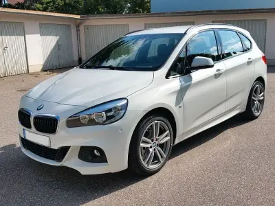 Gebraucht BMW 218 Active Tourer M Sport 150 PS (110 kW) 2016 Weiß Van / Kleinbus