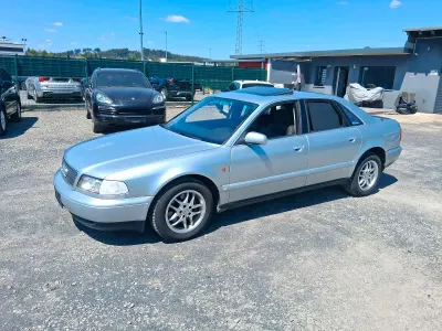 Gebraucht Audi A8 174 PS (127 kW) 1995 Silber Limousine