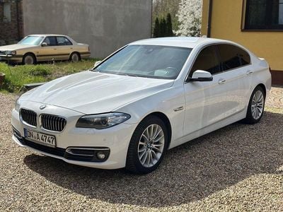 Second-hand BMW 528 Luxury Line 245 CP (180 kW) 2015 Alb Berlinǎ