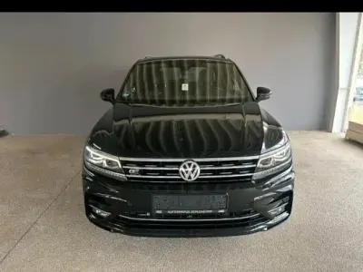 Second-hand VW Tiguan R 239 CP (175 kW) 2017 Negru SUV