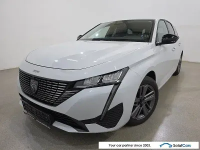 Gebraucht Peugeot 308 Allure 131 PS (96 kW) 2024 Weiß Limousine