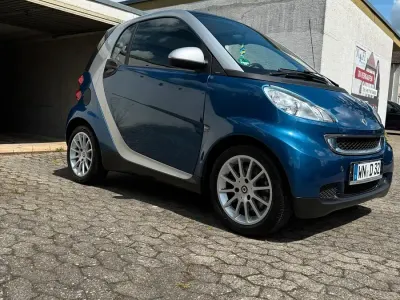 Gebraucht Smart ForTwo Coupé 71 PS (52 kW) 2011 Blau Coupé