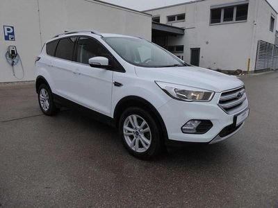 Gebraucht Ford Kuga Trend 150 PS (110 kW) 2018 Frozen white SUV