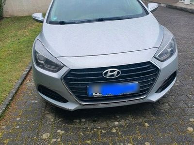 gebraucht Hyundai i40 1.7 CRDi 104kW Premium DCT Premium