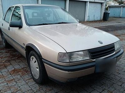 Gebraucht Opel Vectra 116 PS (85 kW) 1990 Beige Kleinwagen