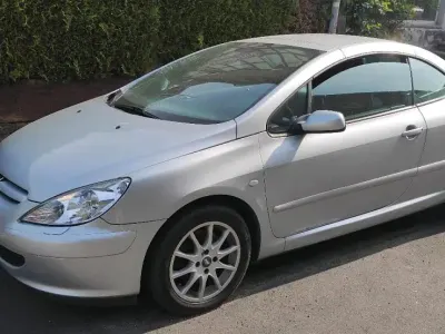 Gebraucht Peugeot 307 CC 177 PS (130 kW) 2004 Silber Cabrio