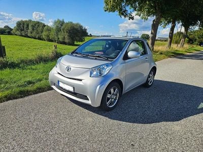 Toyota iQ
