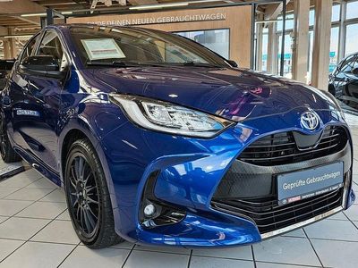 Blau Gebraucht 2020 Toyota Yaris Style Limousine | 18.930 € (Teuer)