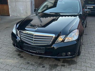 Usata Mercedes E200 184 CV (135 kW) 2010 Nero Station wagon