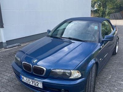 Gebraucht BMW 325 Cabriolet Sport Line 192 PS (141 kW) 2001 Blau Cabrio