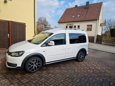 Gebraucht VW Caddy 170 PS (125 kW) 2013 Weiß Van / Kleinbus