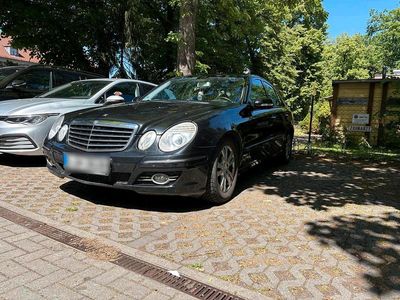 Mercedes E220
