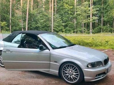 Gebraucht BMW 320 170 PS (125 kW) 2002 Silber Cabrio