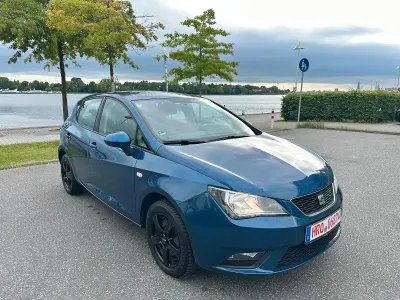 Gebraucht Seat Ibiza Stylance 105 PS (77 kW) 2013 Blau Limousine
