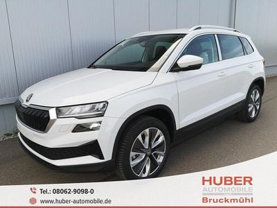 Nevadaweiß metallic Neu 2025 Skoda Karoq Selection SUV | 37.790 € (Guter Preis)