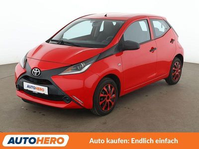 Usata Toyota Aygo 69 CV (50 kW) 2016 Rosso Utilitaria