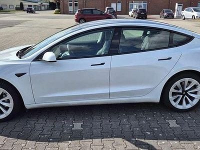 Gebraucht Tesla Model 3 RWD 208 kW (283 PS) 2022 Weiß Limousine
