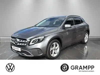 Używany Mercedes GLA180 Business 122 KM (89 kW) 2018 Szary SUV