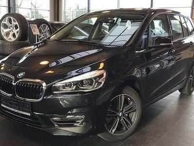 Gebraucht BMW 220 Gran Tourer Sport Line 192 PS (141 kW) 2020 Schwarz Van / Kleinbus