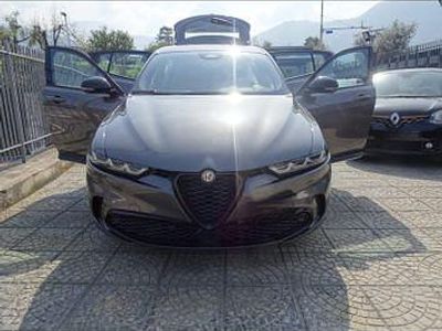 Gebraucht Alfa Romeo Tonale Veloce 131 PS (96 kW) 2024 Grau SUV