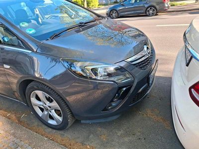Opel Zafira Tourer