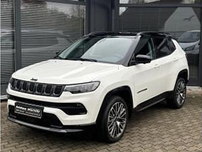 Gebraucht Jeep Compass Summit 131 PS (96 kW) 2024 Alpine white / dach schwarz SUV