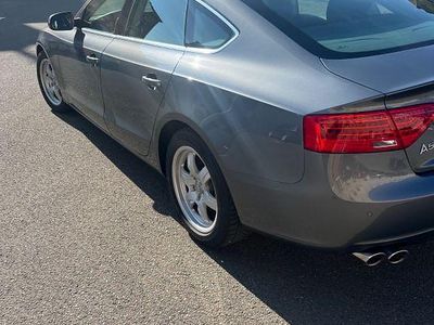 Gebraucht Audi A5 Sportback 177 PS (130 kW) 2012 Grau Kleinwagen
