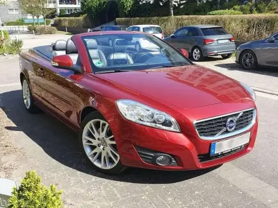 Occasion Volvo C70 Summum 177 ch (130 kW) 2012 Rouge Cabriolet