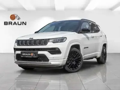 Gebraucht Jeep Compass 241 PS (177 kW) 2022 Alpine white/dach schwarz SUV