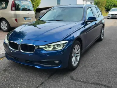 Gebraucht BMW 320 Sport Line 190 PS (139 kW) 2017 Blau Kombi