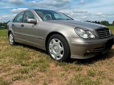 Mercedes C200