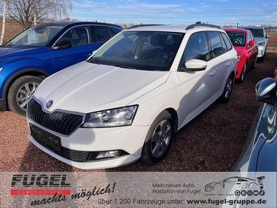 Gebraucht Skoda Fabia Ambition 95 PS (69 kW) 2021 Candyweiss Kombi