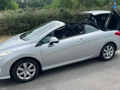 Gebraucht Peugeot 308 CC 150 PS (110 kW) 2010 Silber Cabrio