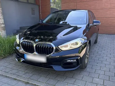 Gebraucht BMW 118 Sport Line 140 PS (102 kW) 2019 Schwarz Kleinwagen